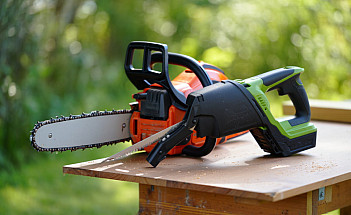 Цепная или сабельная пила