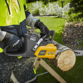 Аккумуляторная пила Stiga SC 80 AE 16"