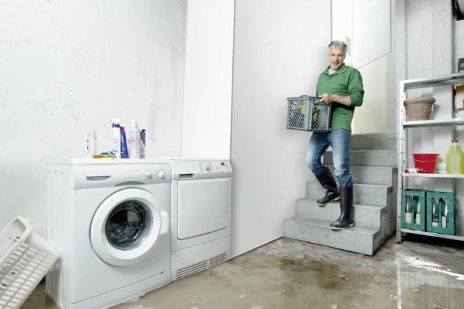 Насос дренажный для грязной воды Karcher SP 5 Dirt + шланг 1 1/4&amp;quot; 10м + хомут из нержавейки (комплект Karcher SP Box)  1.645-507.0