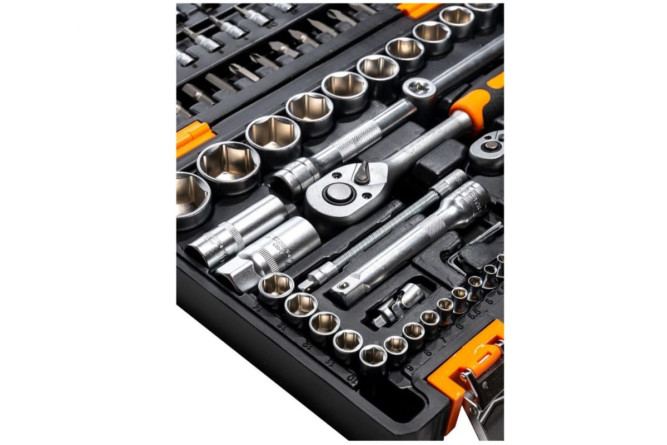 Набор инструментов Вихрь, 1/2&amp;quot; , 1/4&amp;quot; , CrV, в кейсе 94 предм