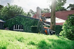 Газонокосилка бензиновая Husqvarna LC 348V