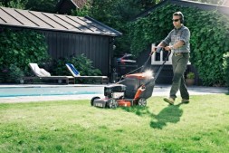 Газонокосилка бензиновая Husqvarna LC 348V