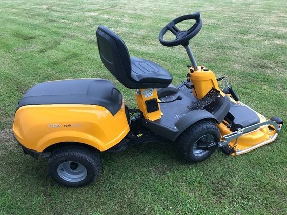 Садовый райдер Stiga Park 320 PW