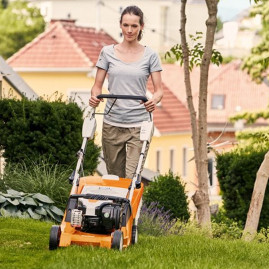 Газонокосилка STIHL RM 443 бензиновая