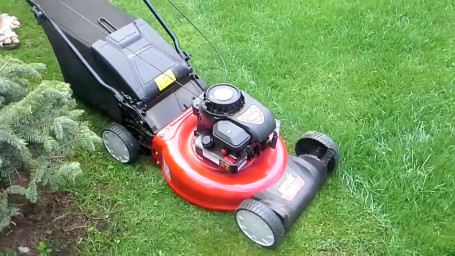 Газонокосилка бензиновая несамоходная MTD 46