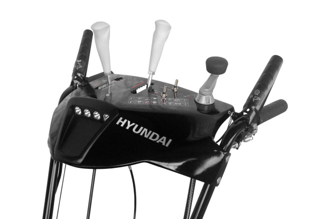 Снегоуборщик HYUNDAI S 7066