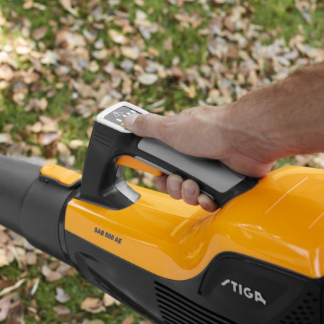 Аккумуляторная воздуходувка Stiga SAB 500 AE