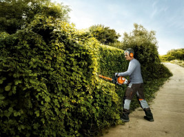 Кусторез бензиновый STIHL HS 82 T (60 см) 42370112951