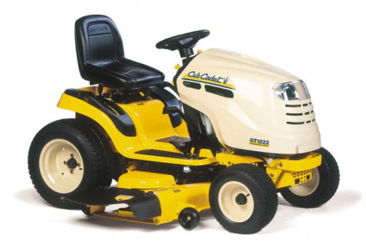 Садовый трактор Cub Cadet GT1223 &mdash; 