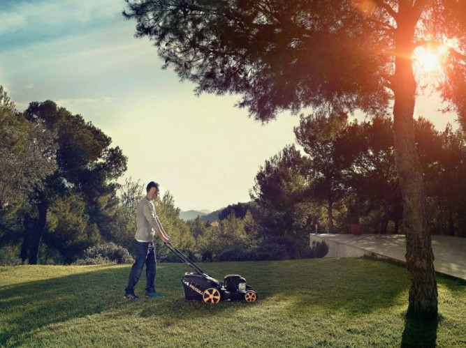 Газонокосилка бензиновая McCulloch M46-190AWREX