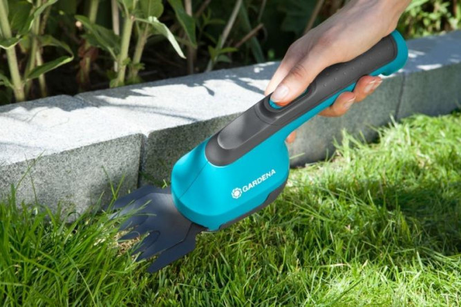 Аккумуляторные ножницы для газонов GARDENA AccuCut 09850