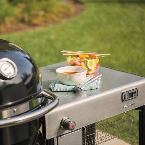 SUMMIT CHARCOAL GRILL CENTER