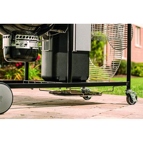 SUMMIT CHARCOAL GRILL CENTER