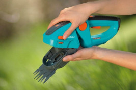 Аккумуляторные ножницы для газонов и кустарников GARDENA ComfortCut 08897