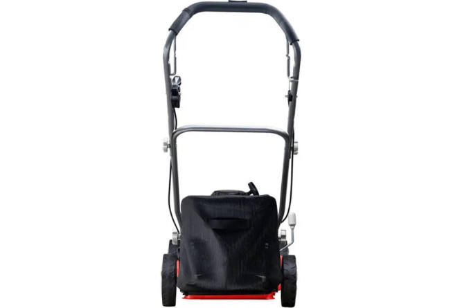 Газонокосилка бензиновая HND LM 46 XP