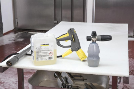 Профессиональное средство RM 731 щелочное для удаления жира и сажи, 5л Karcher 6.295-402.0