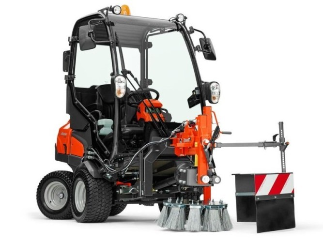 Райдер Husqvarna P 525DX Rider с кабиной