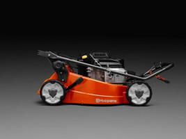 Газонокосилка бензиновая Husqvarna LC 551SP