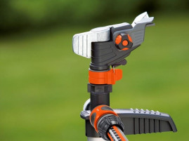 Дождеватель импульсный на колышке Premium GARDENA 08136-20.000.00