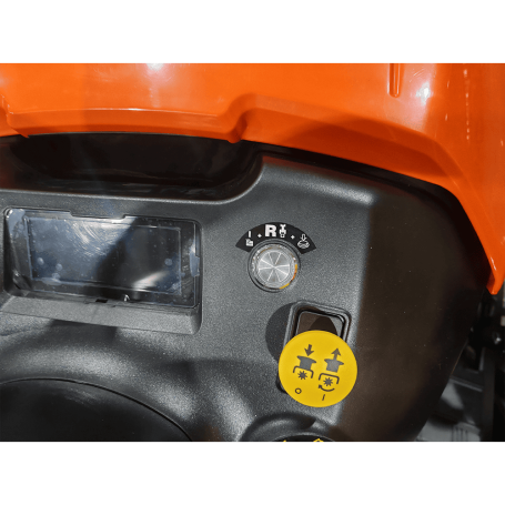 Садовый трактор YARD FOX OPTIMA T108RDH