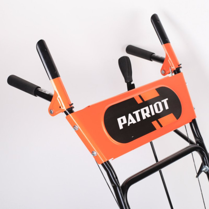 Снегоуборщик бензиновый PATRIOT PRO 650
