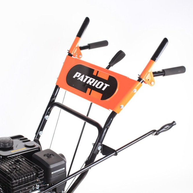Снегоуборщик бензиновый PATRIOT PRO 650
