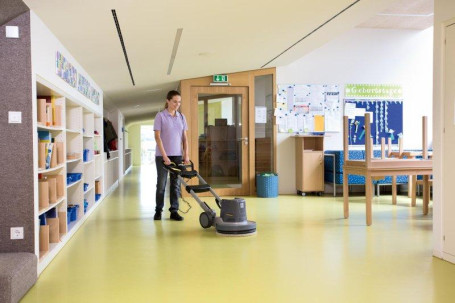 Уборочная машина Karcher BDP 43/450 C Adv 1.291-225.0