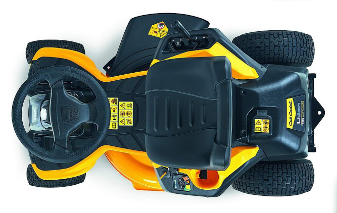 Аккумуляторный садовый райдер Cub Cadet LR2 ES76