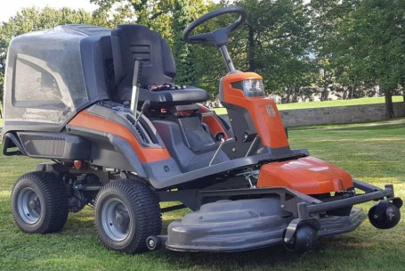 Райдер HUSQVARNA RC 318T с травосборником 9676287-01