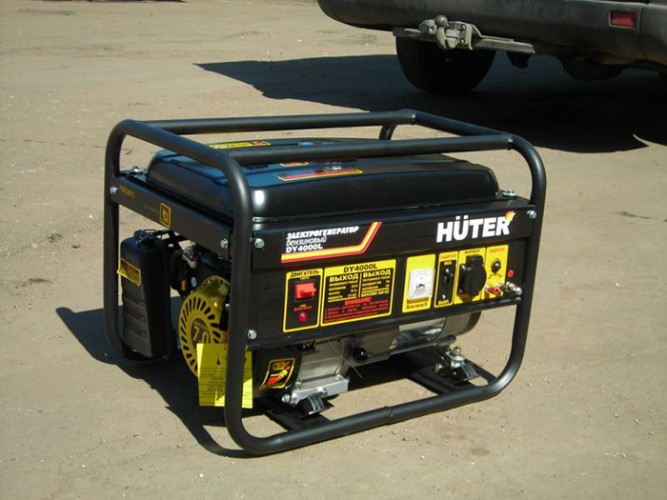 Бензогенератор Huter DY4000L