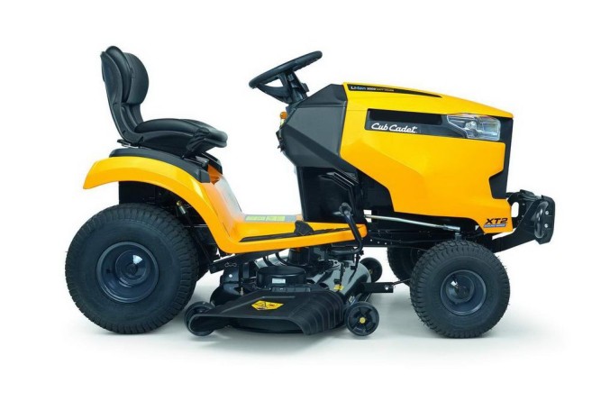 Аккумуляторный садовый трактор Cub Cadet XT2 ES107