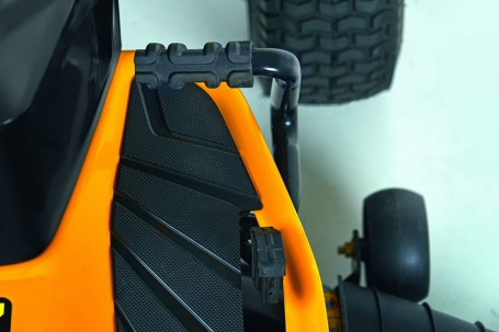 Аккумуляторный садовый трактор Cub Cadet XT2 ES107