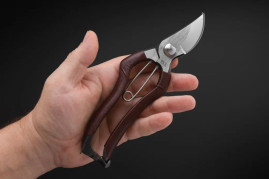 Секатор Caiman 60мм/190мм/152гр/high carbon steel (цветы) CT-190