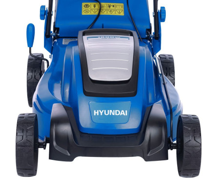 Самоходная электрическая газонокосилка Hyundai LE 4600S