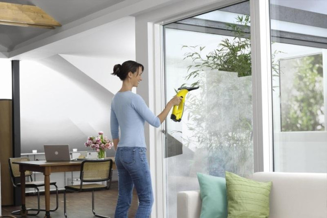 Аккумуляторный стеклоочиститель Karcher WV 50 Plus EU II  1.633-117.0