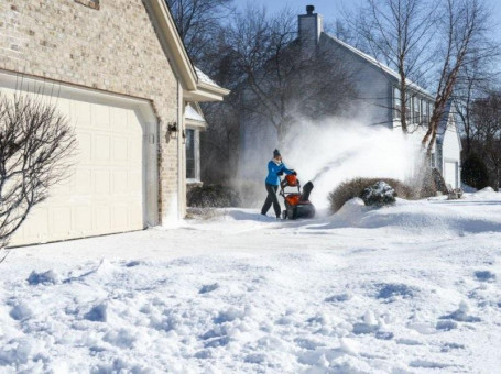 Снегоуборочная машина HUSQVARNA ST 131 9618100-13