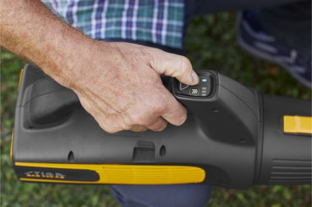 Аккумуляторная воздуходувка Stiga SAB 700 AE