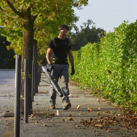 Аккумуляторная воздуходувка Stiga SAB 900 AE