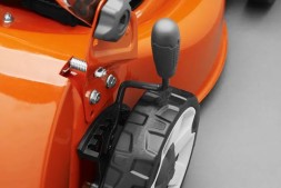 Аккумуляторная газонокосилка Husqvarna LC137i с ЗУ C80 и акк. BLi 20