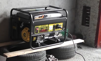 Бензогенератор Huter DY4000LX