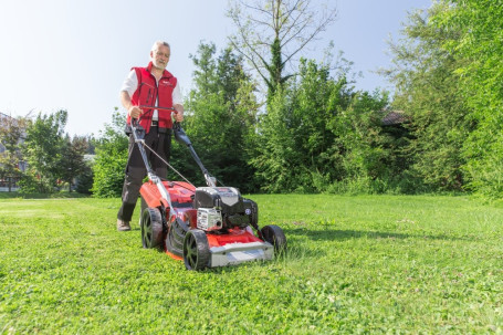 Бензиновая газонокосилка Solo by AL-KO 4751 VS-B