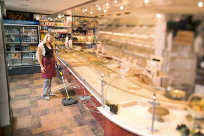 Аккумуляторный электровеник Karcher EB 30/1 Adv Li-Ion 1.545-127.0