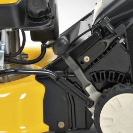 Газонокосилка бензиновая самоходная Cub Cadet XM1 ER53
