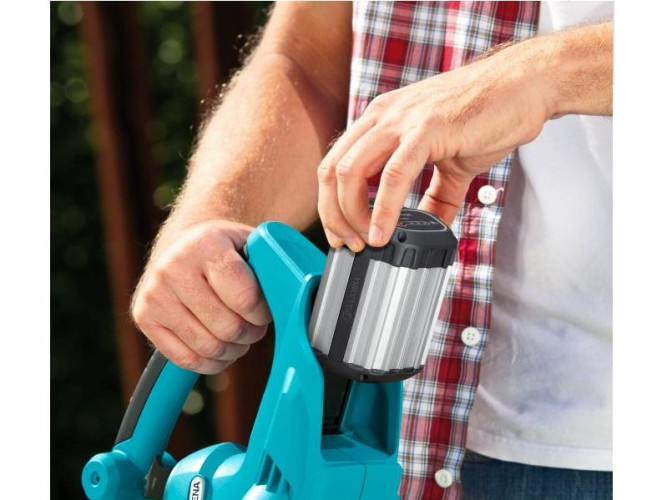Электрический аккумуляторный воздуходув GARDENA AccuJet 18-Li 09335-20.000.00