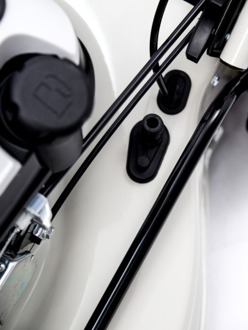 Газонокосилка бензиновая Helmut TR 51SL