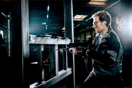 Ударная дрель Metabo SBEV 1000-2 600783000