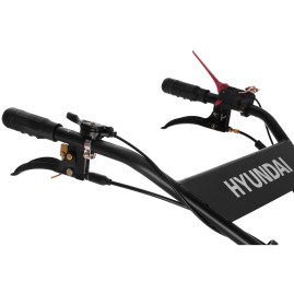 Мотоблок Hyundai Т 1300 с комплектом колес