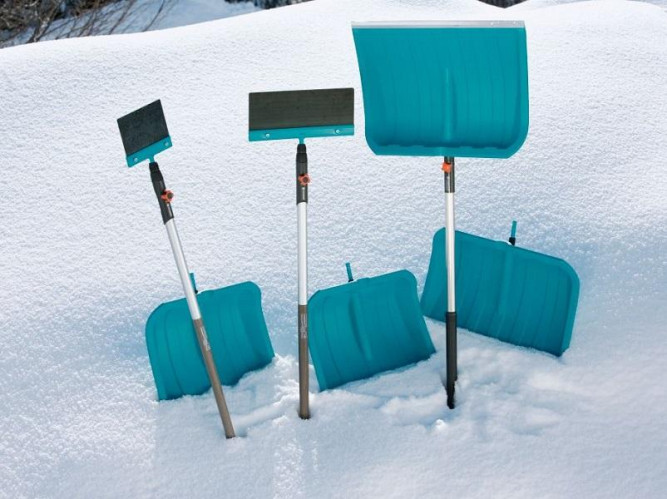 Лопата для уборки снега 40см c пластиковой кромкой, без черенка GARDENA 03240-20.000.00