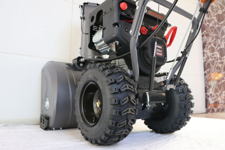 Снегоуборщик бензиновый VILLARTEC WB 1176E