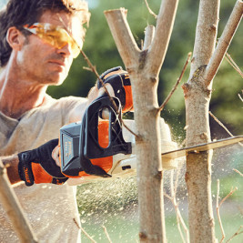 Аккумуляторная цепная пила STIHL MSA 120 C-B (акб АК20 - 2 шт. + зу AL101)